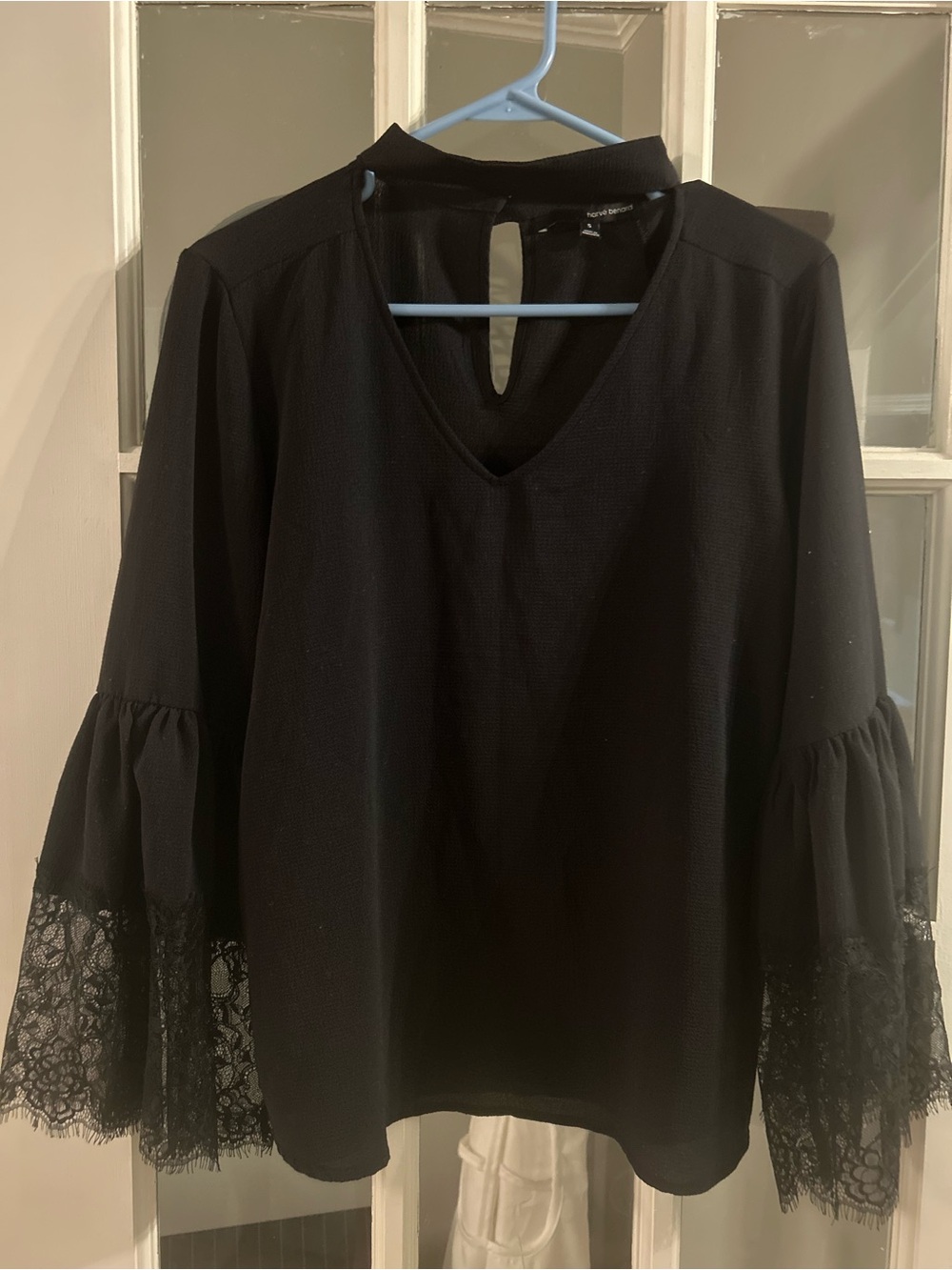 Harve Benard black top